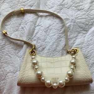 APEDE MOD 1.9 NYC white Froggy Bag